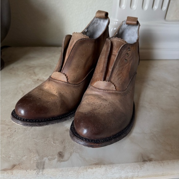 Freebird Sadie Brown Leather Ankle Boots - Picture 1 of 8